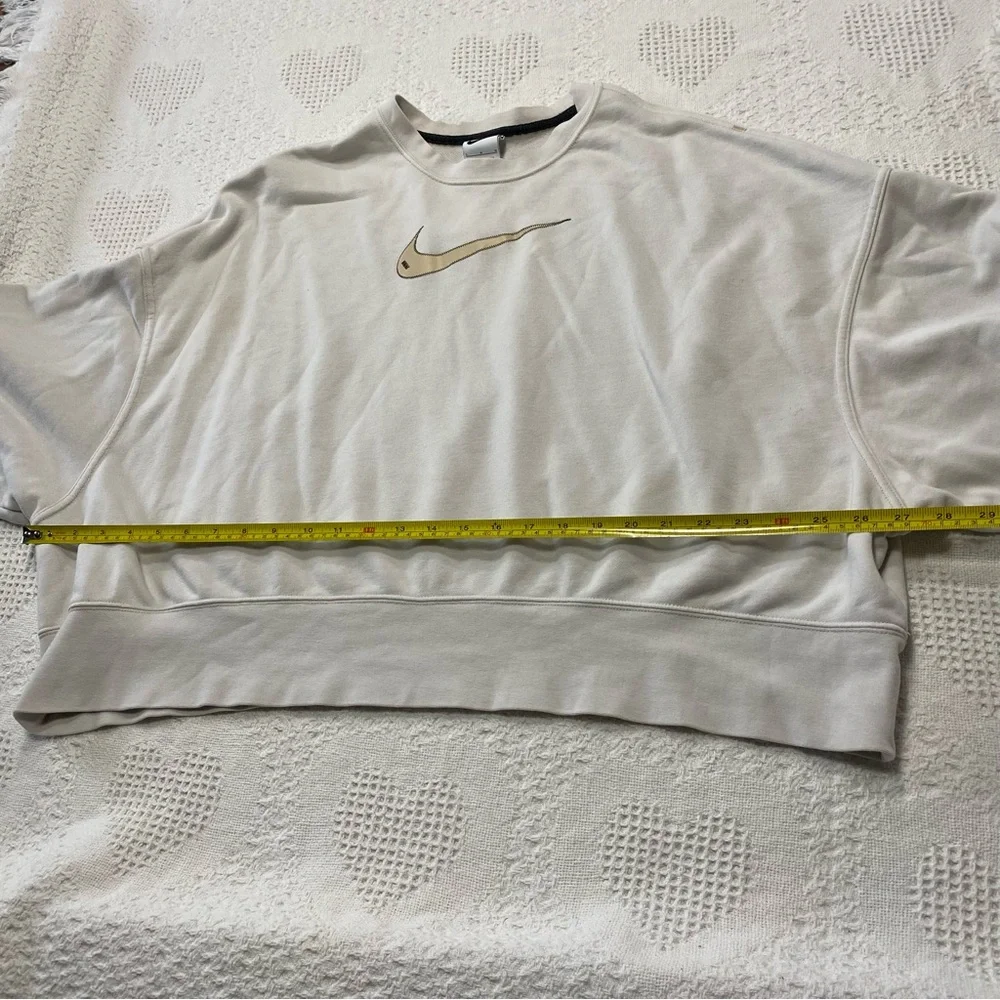 Nike Oversized Cropped Sweatshirt (L)